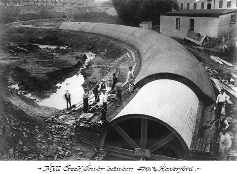 Mill Creek Sewer, West Philadelphia, ca. 1883. This large sewer, built over a 25-year period, ran for five miles and obliterated the West Philadelphia stream for which it is named., Foto: Philadelphia Water Department