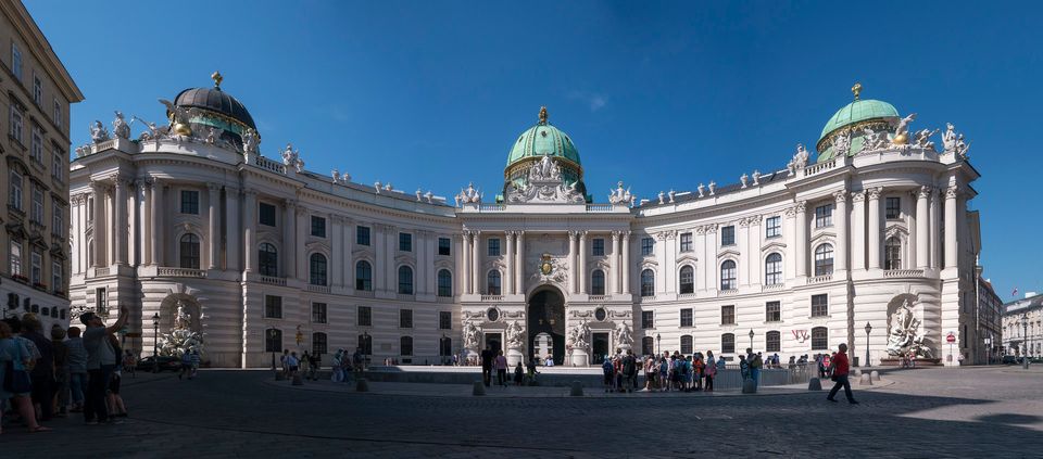 Der Michaelertrakt der Hofburg, 2015; Foto – Thomas Ledl CC BY-SA 4.0